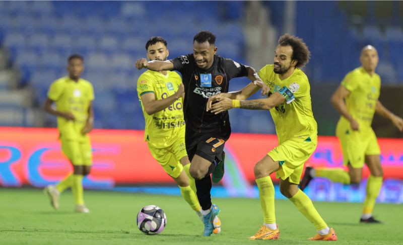 Al Fayha đại chiến với Al Hazem để giành 3 điểm
